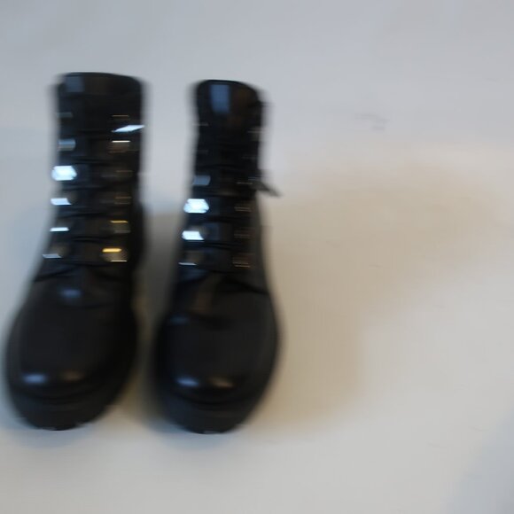 Womens Aquatalia Linda Black Leather Suede Trim Lace-Up Combat Moto Booties 8 - Picture 3 of 16